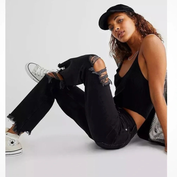 Free People Maggie Distressed Jeans black Sz 25 - Picture 13 of 13